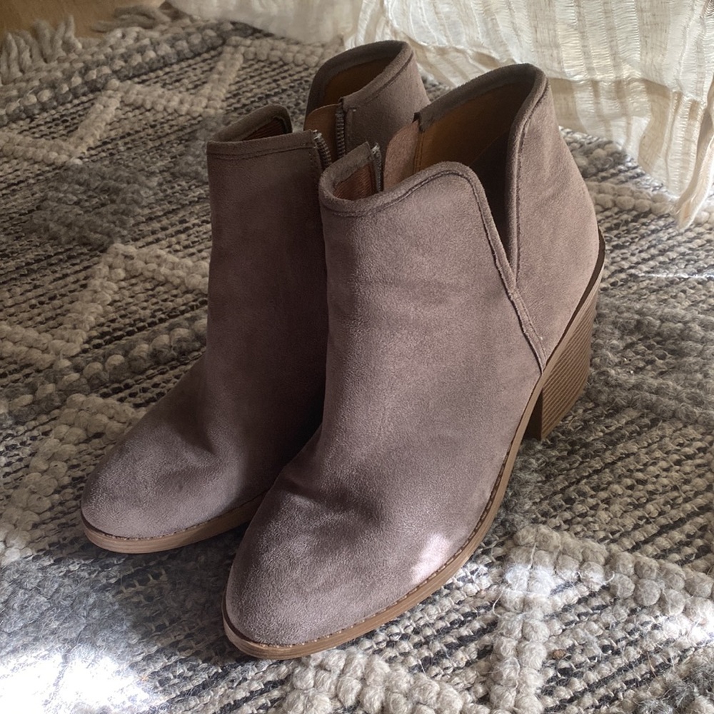 womens tan suede boots
